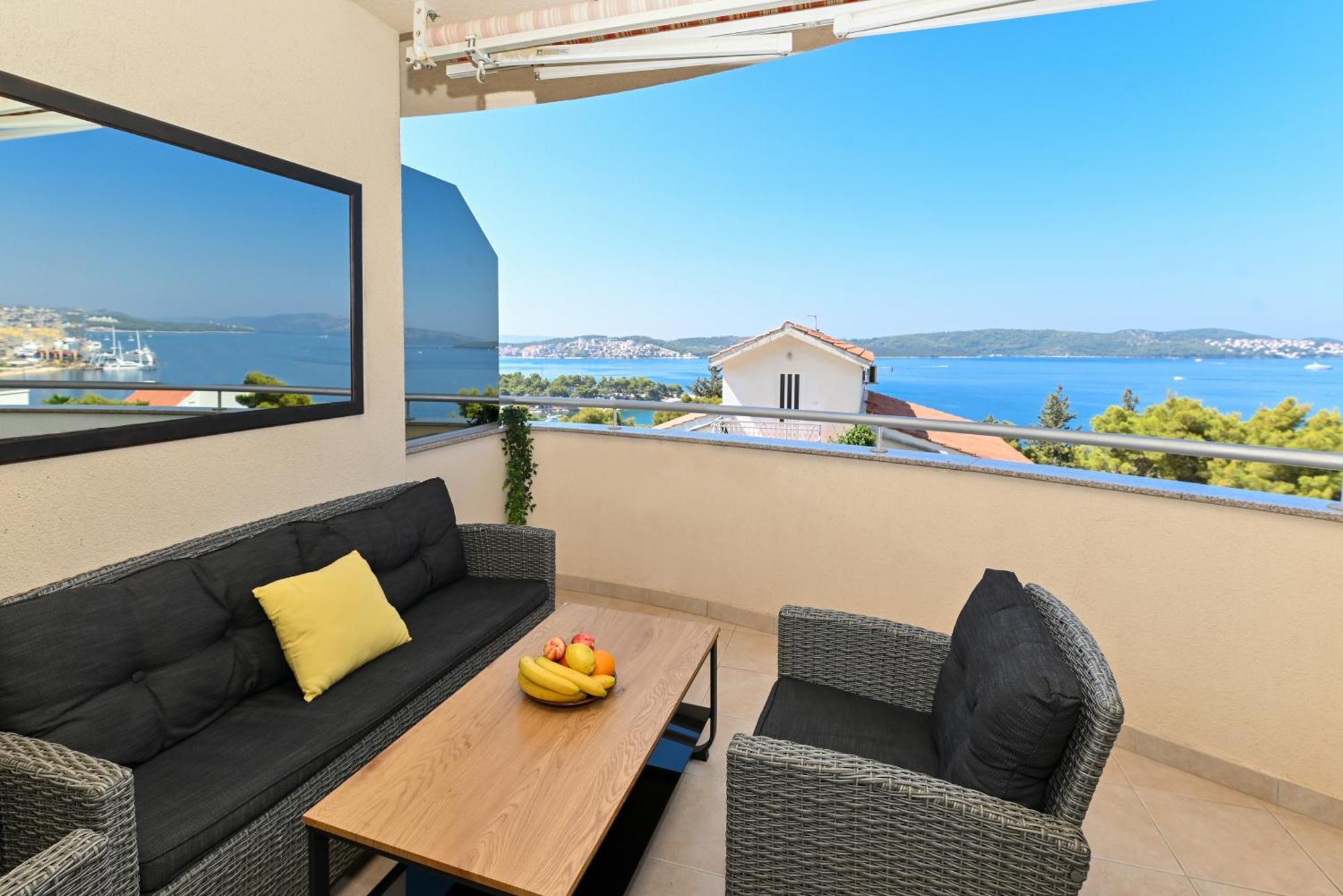 Sunny Place With Sea View Trogir Exterior photo