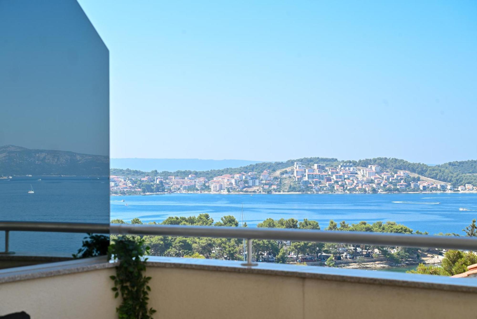 Sunny Place With Sea View Trogir Exterior photo